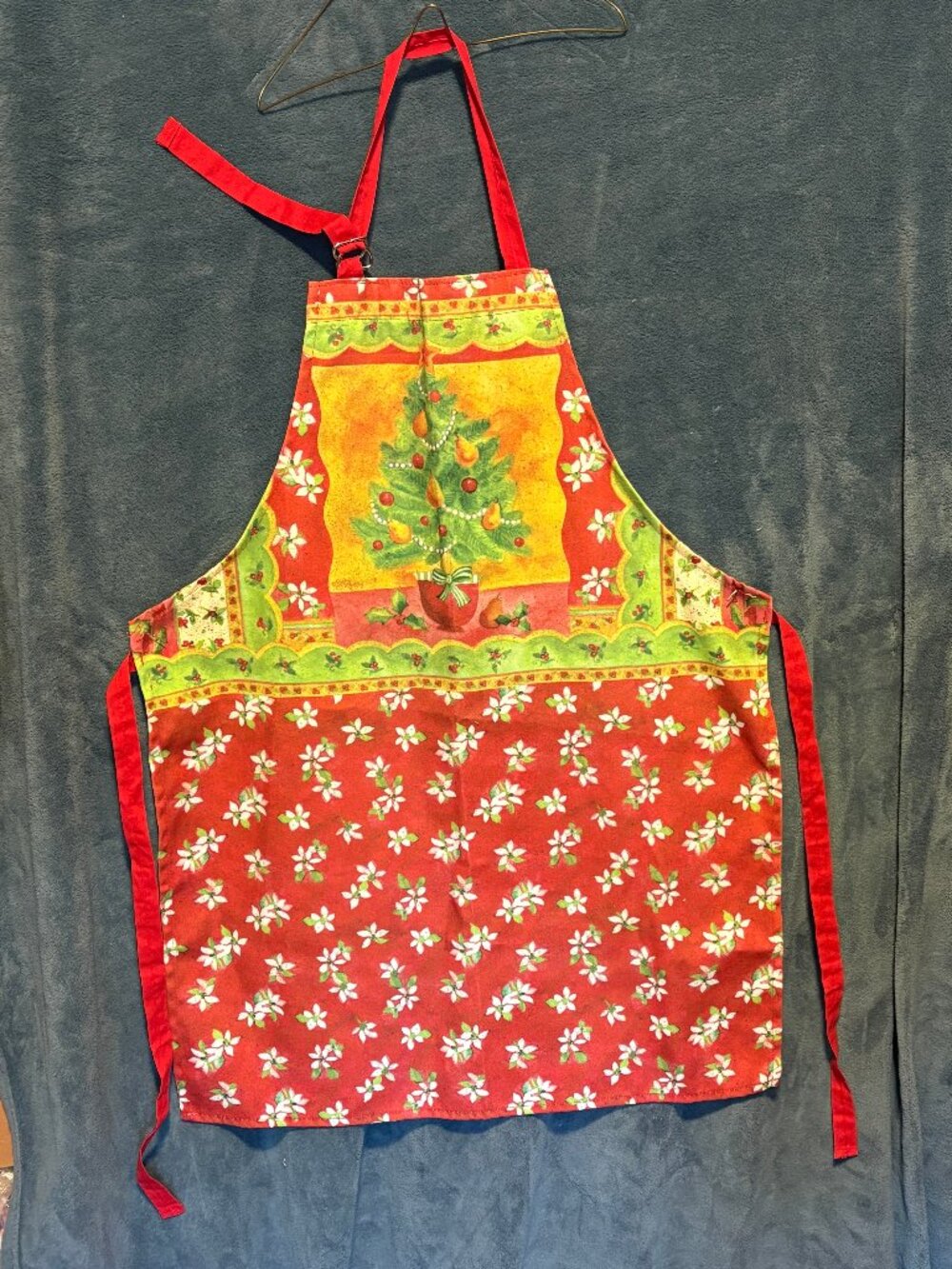Vintage Artists Gallery Christmas Apron & 2 Matching Kitchen Towels Set - Made i